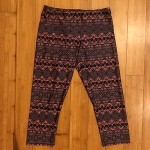 Onzie Pink Skull Capris